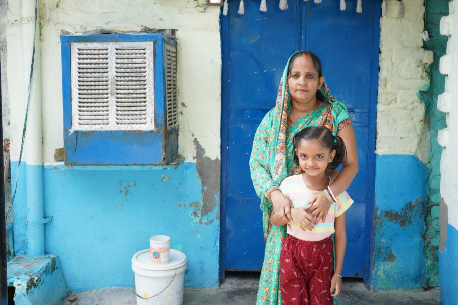 Mother and daughter in India